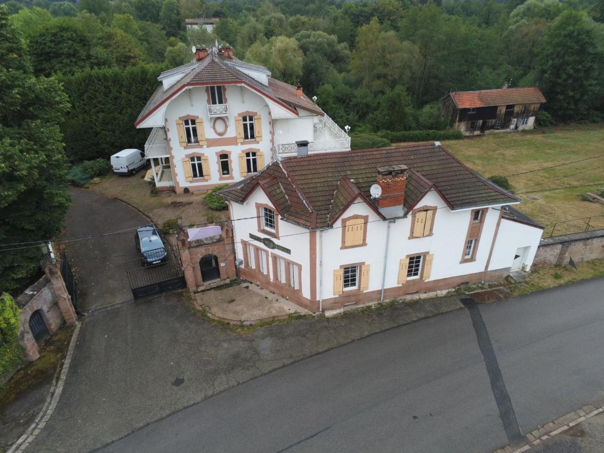 Gite "Fils Et Cotons" Piscine Interieure Chauffee A L'Annee Et Sauna Prive Celles-sur-Plaine Екстериор снимка